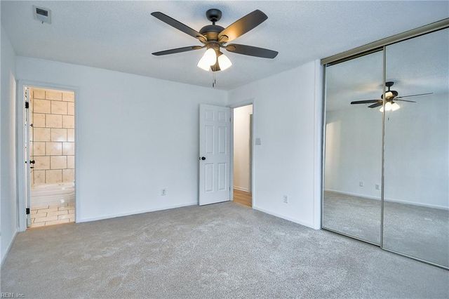 1207 Brookside LNDG, Chesapeake, VA 23320