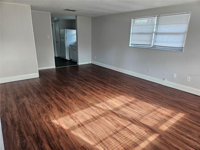 5309 OAKWOOD COURT 19, Tampa, FL 33610