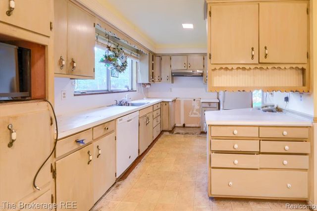 575 Bancroft Street, Imlay City, MI 48444