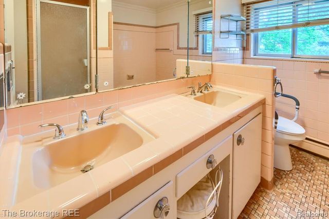 575 Bancroft Street, Imlay City, MI 48444
