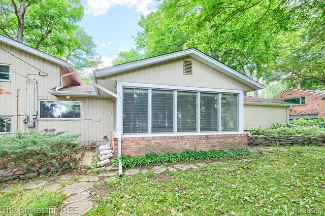 575 Bancroft Street, Imlay City, MI 48444