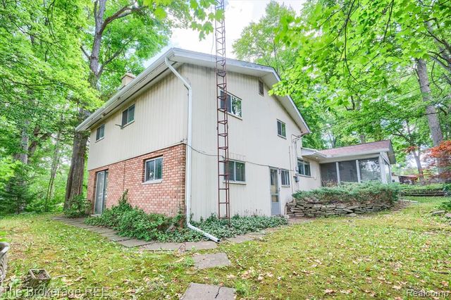 575 Bancroft Street, Imlay City, MI 48444
