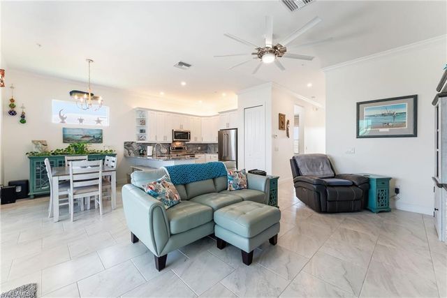 3026 Trawler LN, St. James City, FL 33956