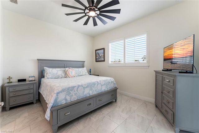 3026 Trawler LN, St. James City, FL 33956