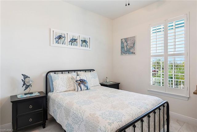 3026 Trawler LN, St. James City, FL 33956