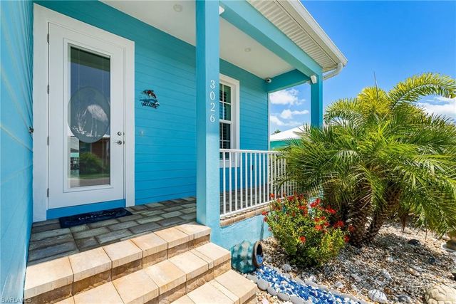 3026 Trawler LN, St. James City, FL 33956