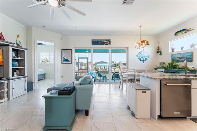3026 Trawler LN, St. James City, FL 33956