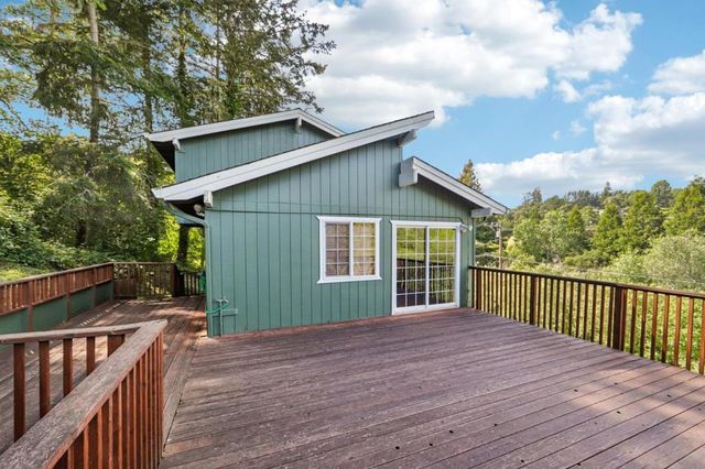 512 Bonita Drive, Aptos, CA 95003