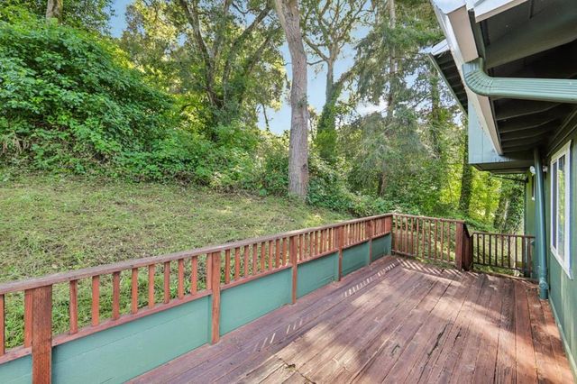 512 Bonita Drive, Aptos, CA 95003