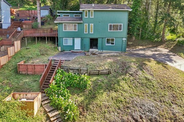 512 Bonita Drive, Aptos, CA 95003