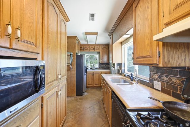 310 S 300 W, Payson, UT 84651