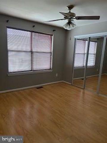 211 PARK PLACE DR, Cherry Hill, NJ 08002