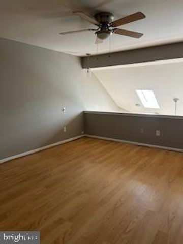 211 PARK PLACE DR, Cherry Hill, NJ 08002