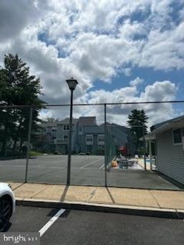 211 PARK PLACE DR, Cherry Hill, NJ 08002