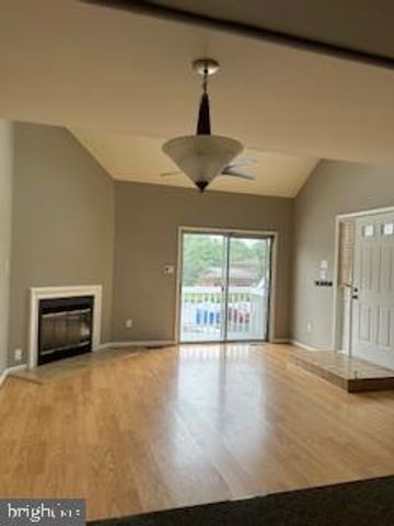 211 PARK PLACE DR, Cherry Hill, NJ 08002