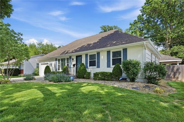 4929 N Cleveland Avenue, Kansas City, MO 64119