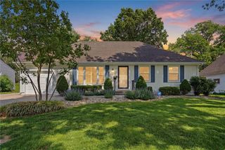 4929 N Cleveland Avenue, Kansas City, MO 64119