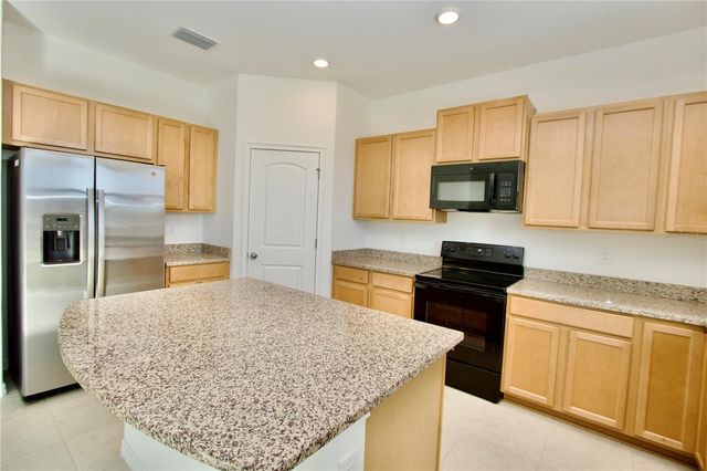 13606 MOOSEHEAD CIRCLE, Hudson, FL 34669