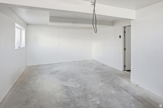 5251 W 4935 S, Kearns, UT 84118