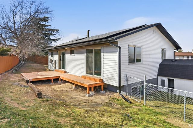 5251 W 4935 S, Kearns, UT 84118