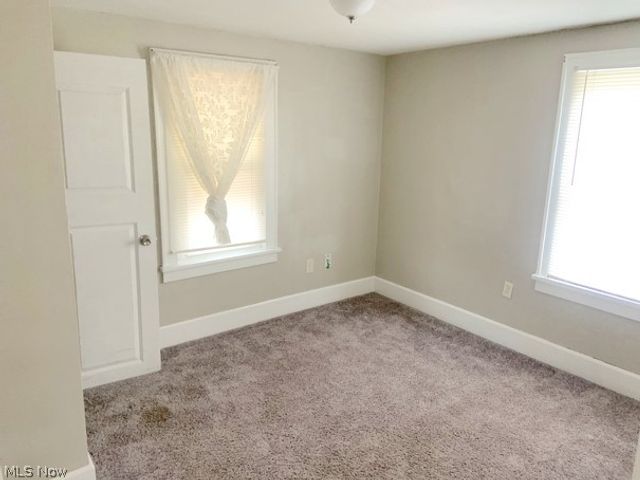 627 Roscoe Avenue, Akron, OH 44306