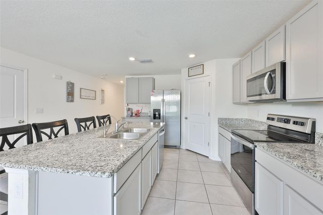 5244 FIDDLE FIG AVENUE, Wimauma, FL 33598