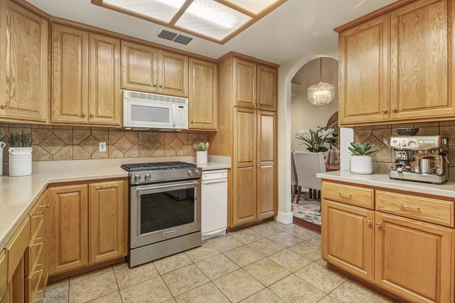 3164 Birmingham Way, El Dorado Hills, CA 95762