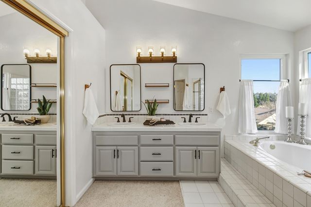 3164 Birmingham Way, El Dorado Hills, CA 95762