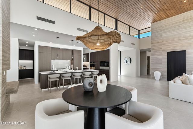 6384 W Rockpoint Ridge Place, Marana, AZ 85658