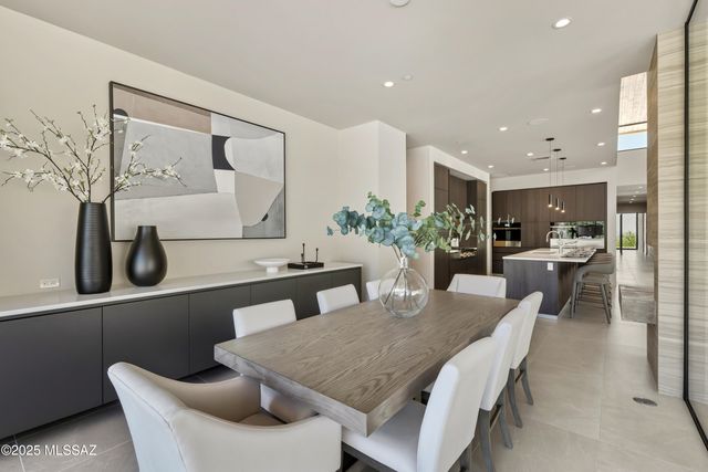 6384 W Rockpoint Ridge Place, Marana, AZ 85658