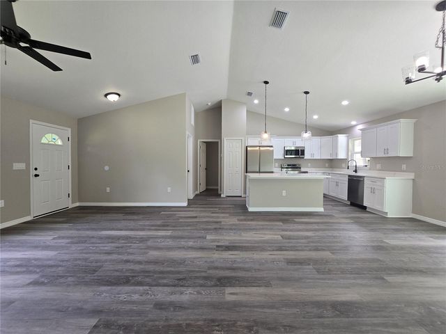 30 SEQUOIA DRIVE TRACE, Ocklawaha, FL 32179