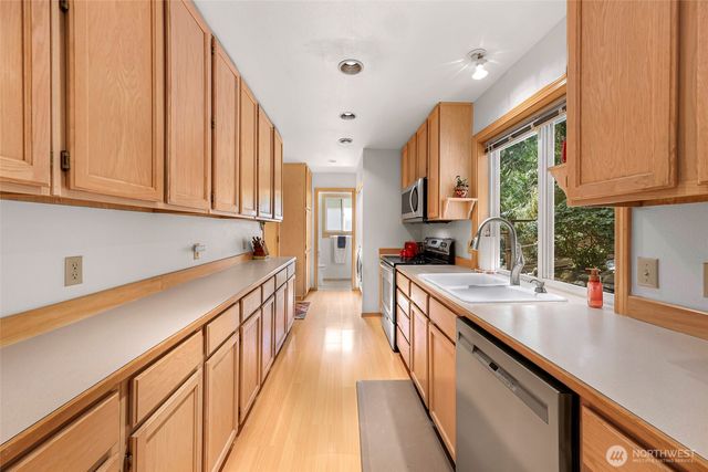 163 Polo Park Drive, Bellingham, WA 98229