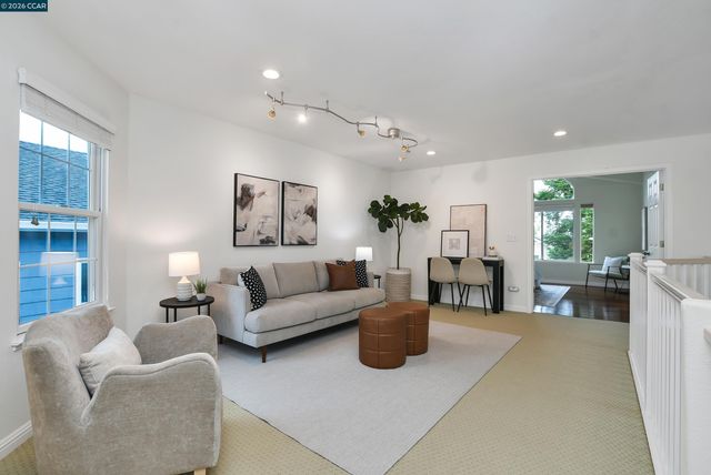 508 Valley View Court, Martinez, CA 94553