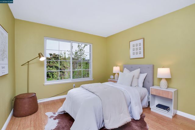 508 Valley View Court, Martinez, CA 94553