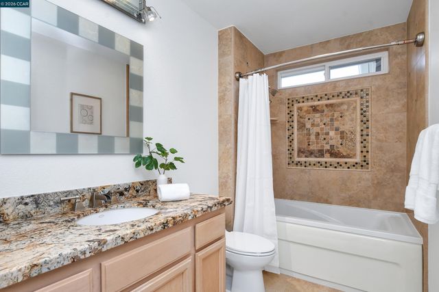 508 Valley View Court, Martinez, CA 94553