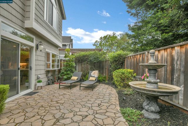 508 Valley View Court, Martinez, CA 94553