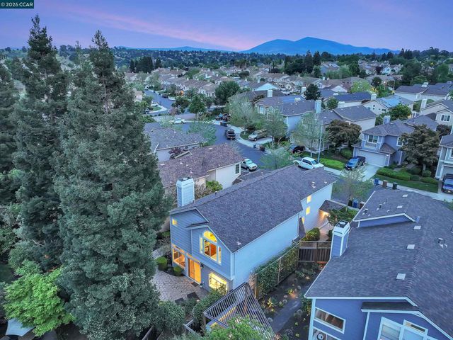 508 Valley View Court, Martinez, CA 94553