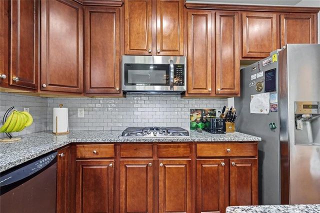 3043 Bridge Walk Drive, Lawrenceville, GA 30044