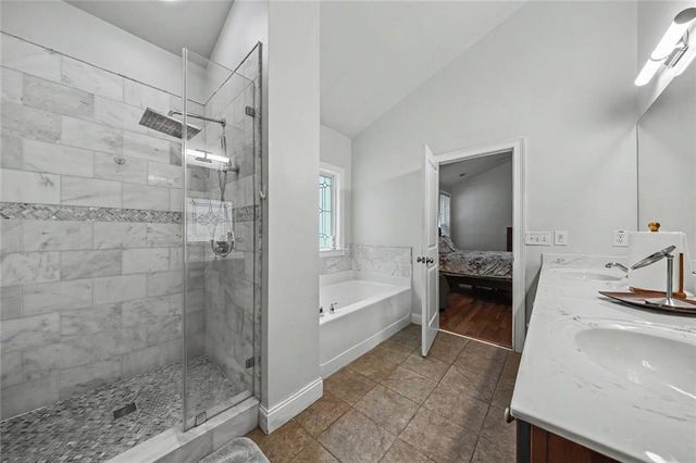 3043 Bridge Walk Drive, Lawrenceville, GA 30044