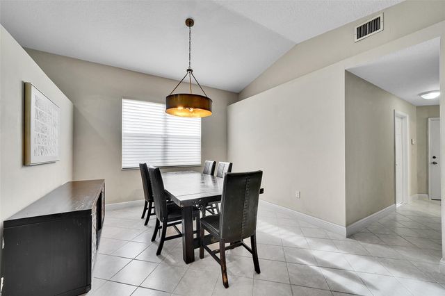 11655 NW 54th St, Coral Springs, FL 33076