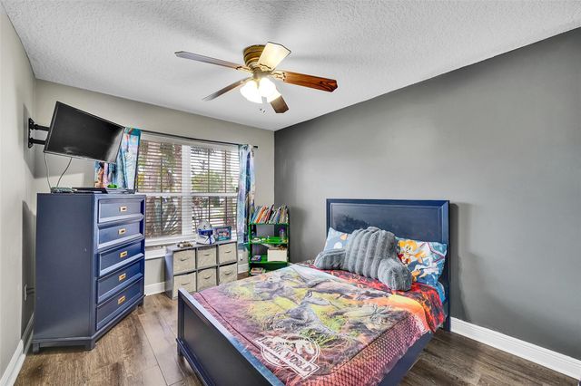 11655 NW 54th St, Coral Springs, FL 33076