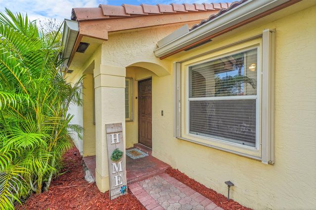 11655 NW 54th St, Coral Springs, FL 33076