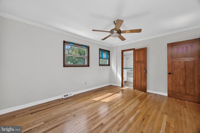 752 RAYNHAM RD, Collegeville, PA 19426
