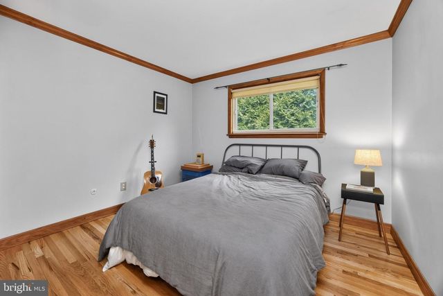 752 RAYNHAM RD, Collegeville, PA 19426