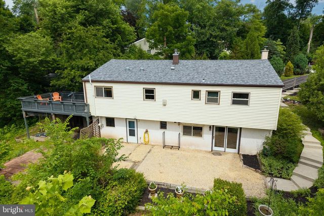 752 RAYNHAM RD, Collegeville, PA 19426