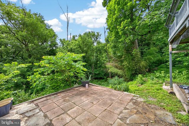 752 RAYNHAM RD, Collegeville, PA 19426