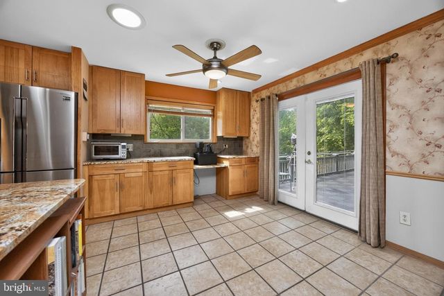 752 RAYNHAM RD, Collegeville, PA 19426
