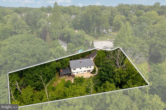 752 RAYNHAM RD, Collegeville, PA 19426
