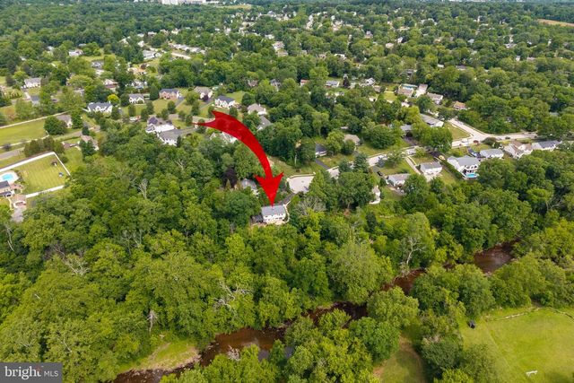 752 RAYNHAM RD, Collegeville, PA 19426