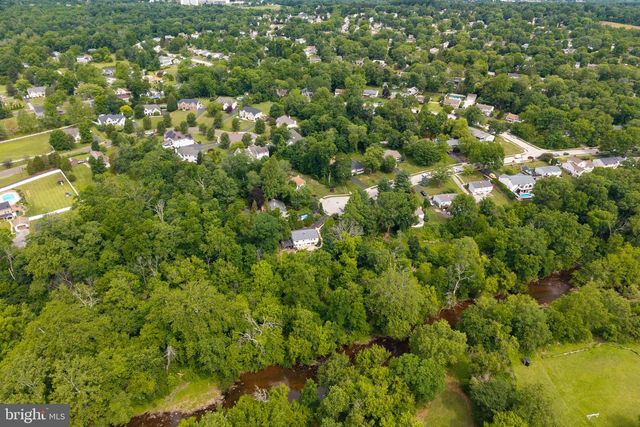 752 RAYNHAM RD, Collegeville, PA 19426